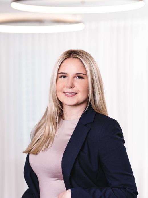 Luana Hajdini - Kundenberaterin