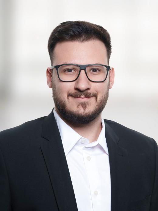 Halil Sahin - Leiter Credit Office