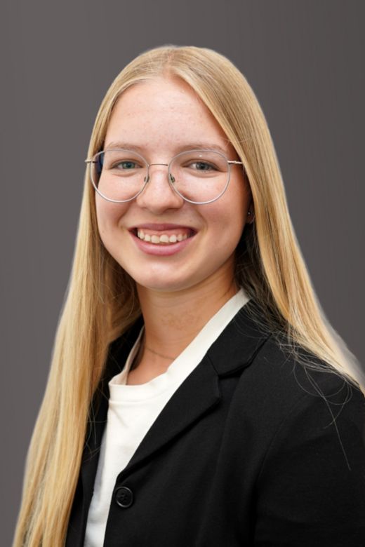 Zilla Hauri - Lernende