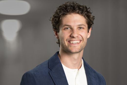 Dean Hauser - Mitarbeiter Management Office