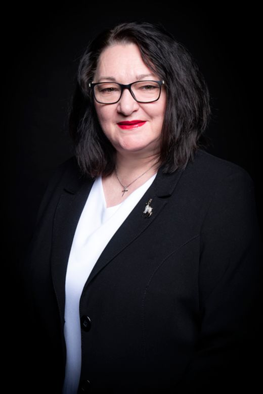 Lenka Holeckova - Mitarbeiterin Services