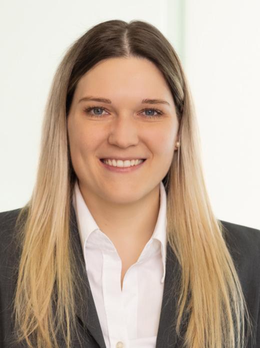 Julia Hornstein - Credit Officer