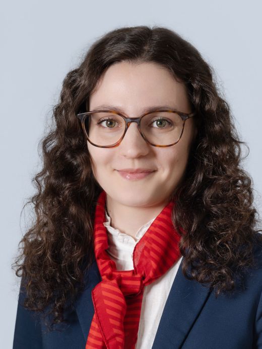 Julia Müller - Mitarbeiterin Frontsupport