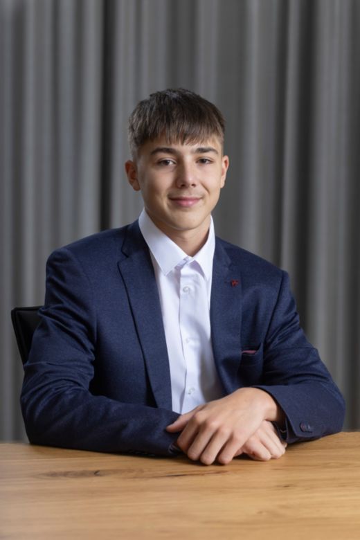 Kevin Hari - Lernender