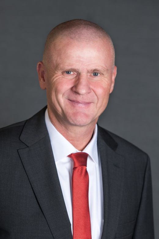 Lukas Walser - Mitarbeiter Services