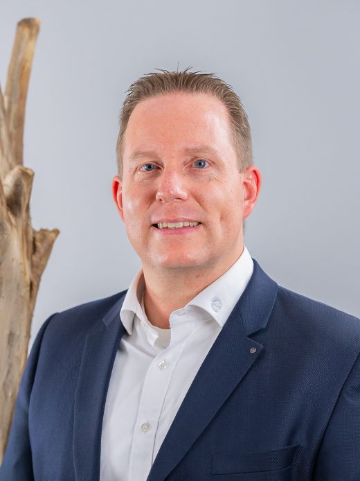 Mario Andenmatten - Leiter Privat- und Firmenkundenberatung