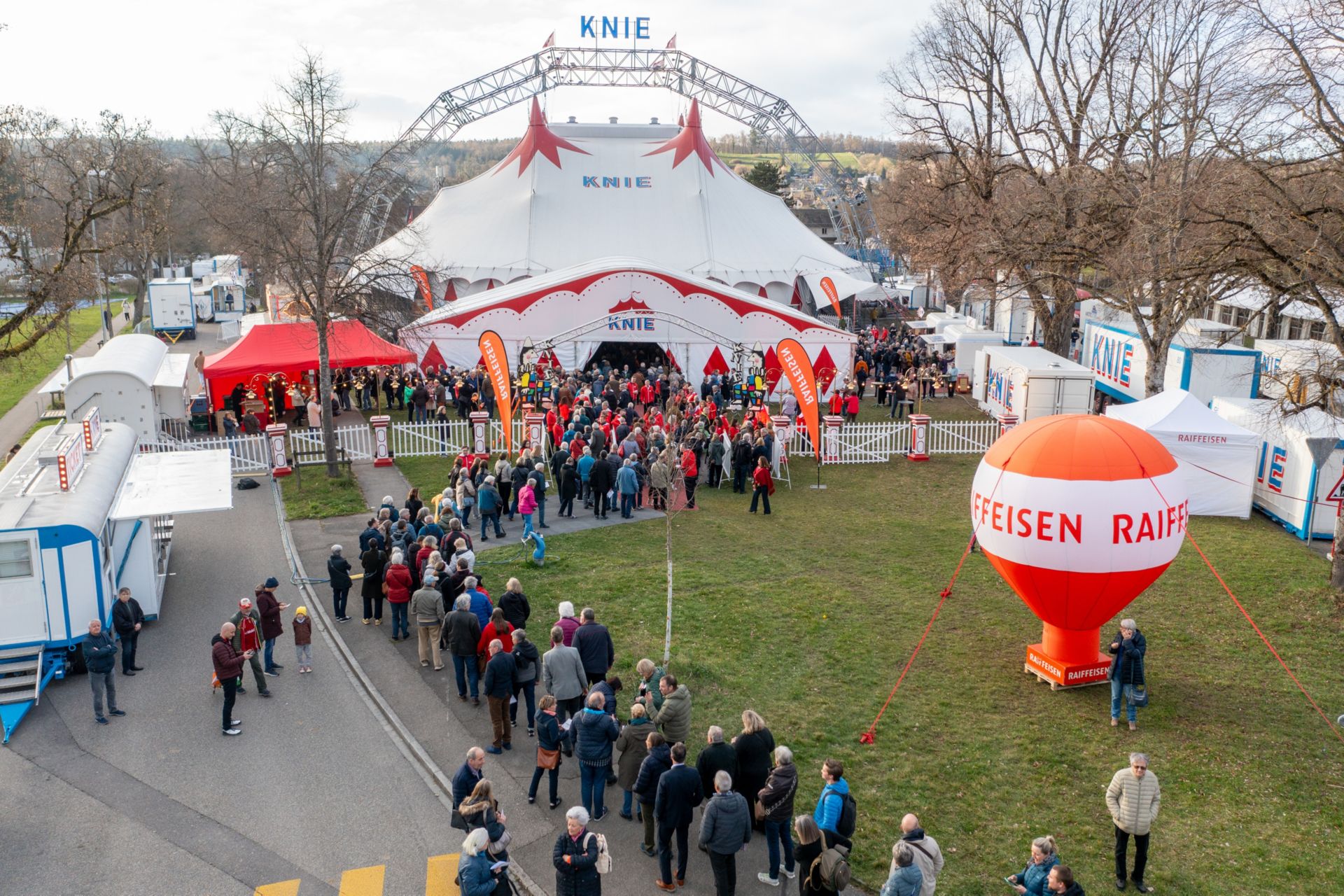 Raiffeisenbank Schaffhausen im Circus Knie