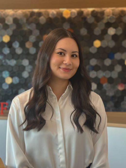 Mélanie Rapin - Collaboratrice services