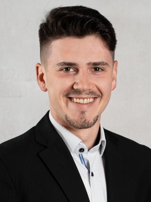 Niccolò Abiuso - Assistent Privatkunden