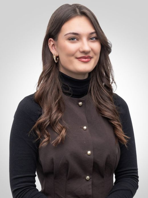 Olsa Telaku - Conseillère clientèle privée