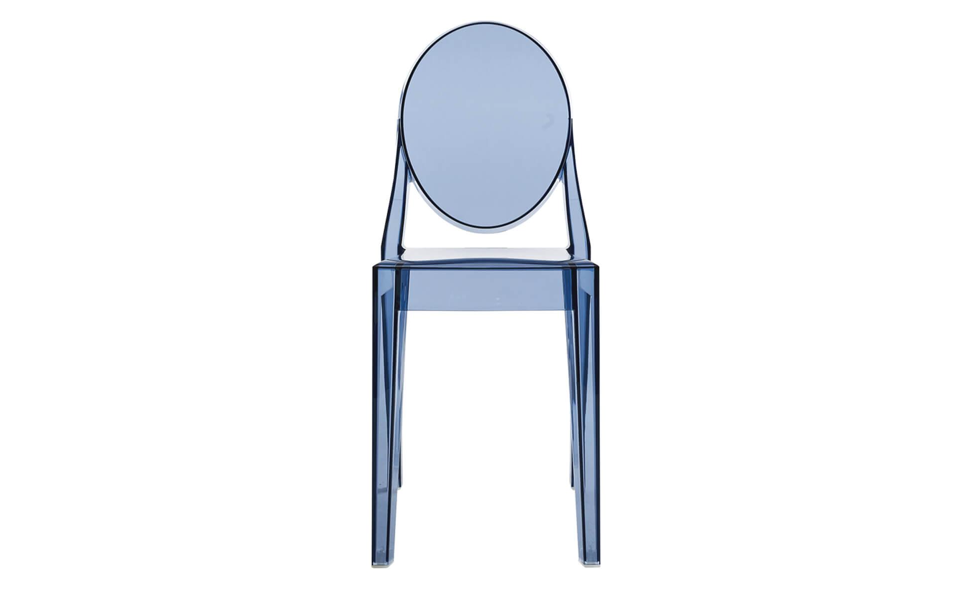 La chaise «Victoria Ghost», conçue par Philippe Starck dans la nouvelle couleur tendance. Image: Kartell