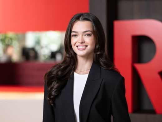 Edona Iberdemaj - Marketing & Sponsoring