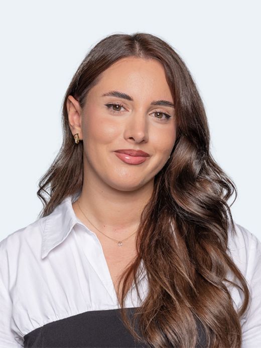 Rina Krasniqi - Mitarbeiterin Frontsupport