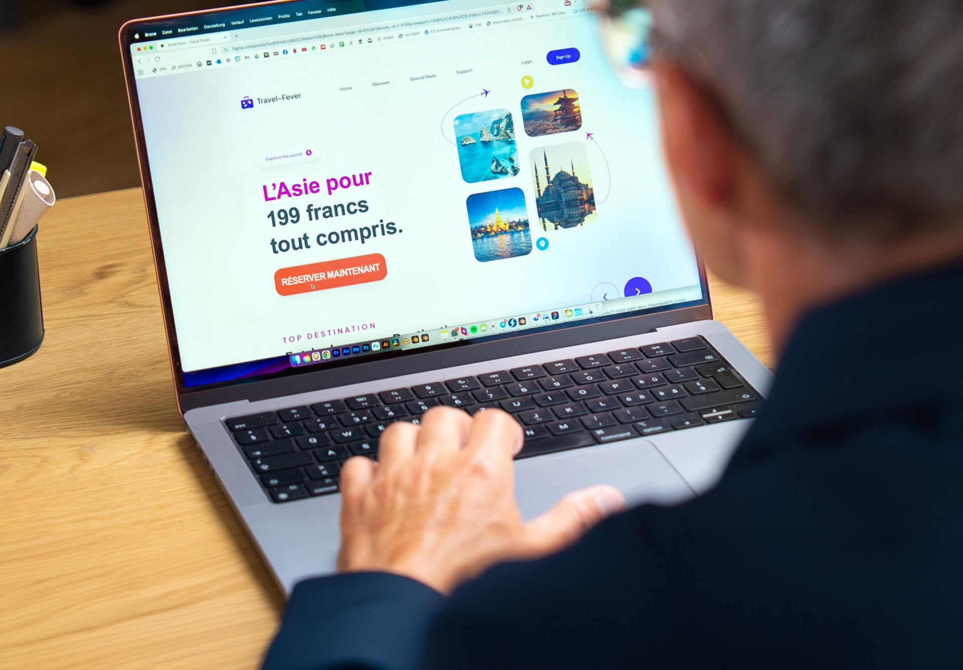 Faux site Internet sur ordinateur avec une offre frauduleuse