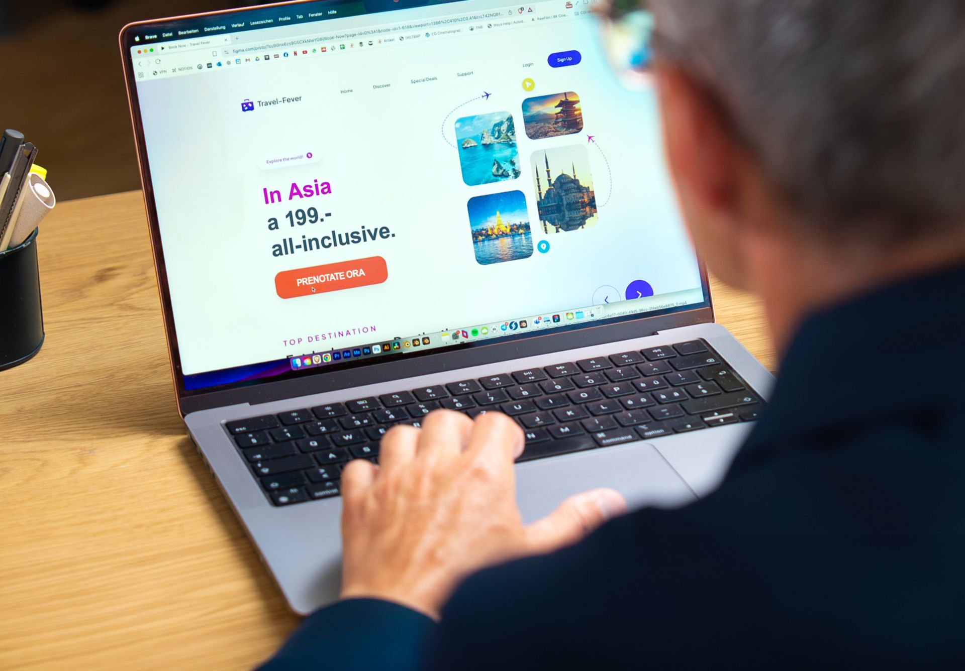 Sito web fasullo, visualizzato sul laptop, con un'offerta fraudolenta
