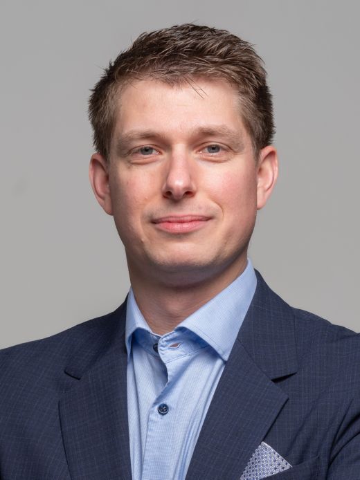 Valentin Roux - Conseiller clientèle placement