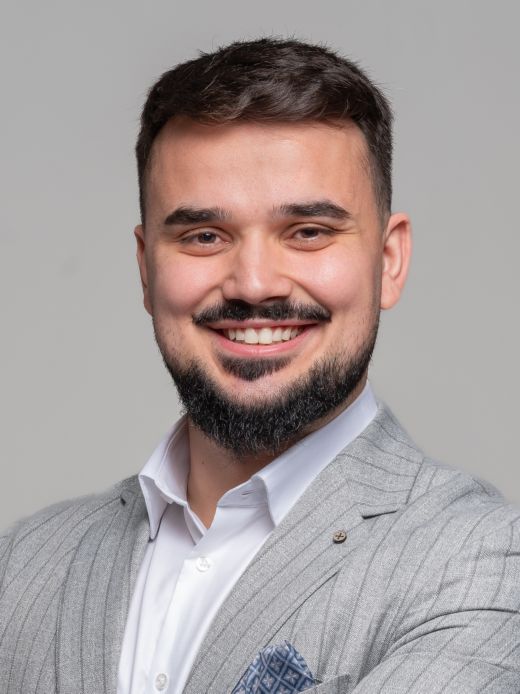 David Pelovski - Conseiller clientèle entreprises