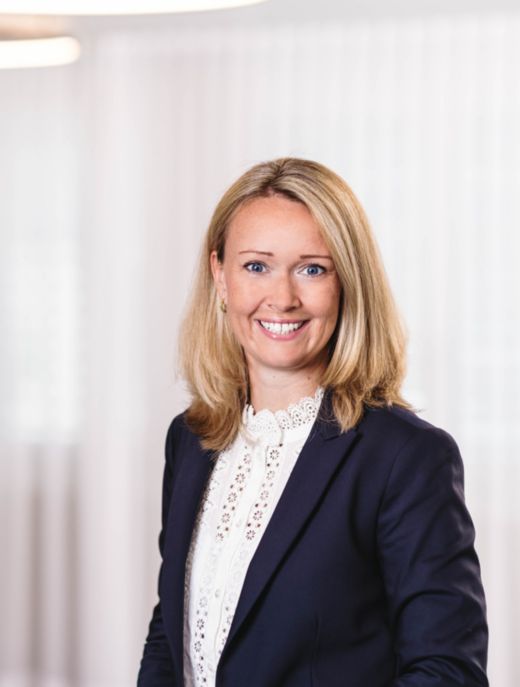 Ulrike Theus - Anlageberaterin