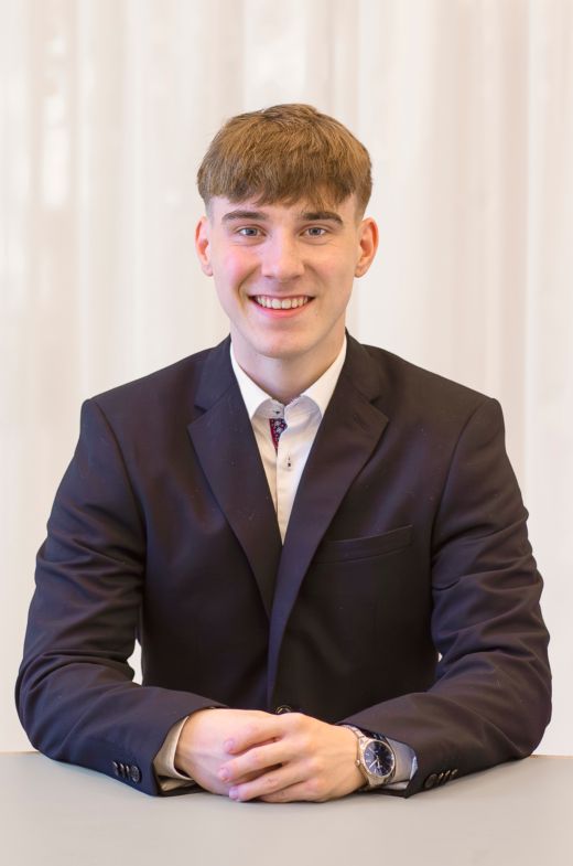 Tim Eckerle - Praktikant