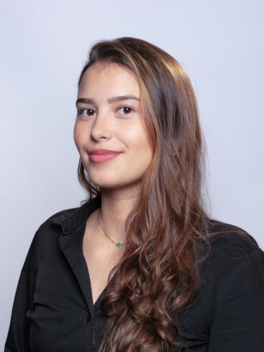 Ivana Velinovik - Conseillère à la clientèle