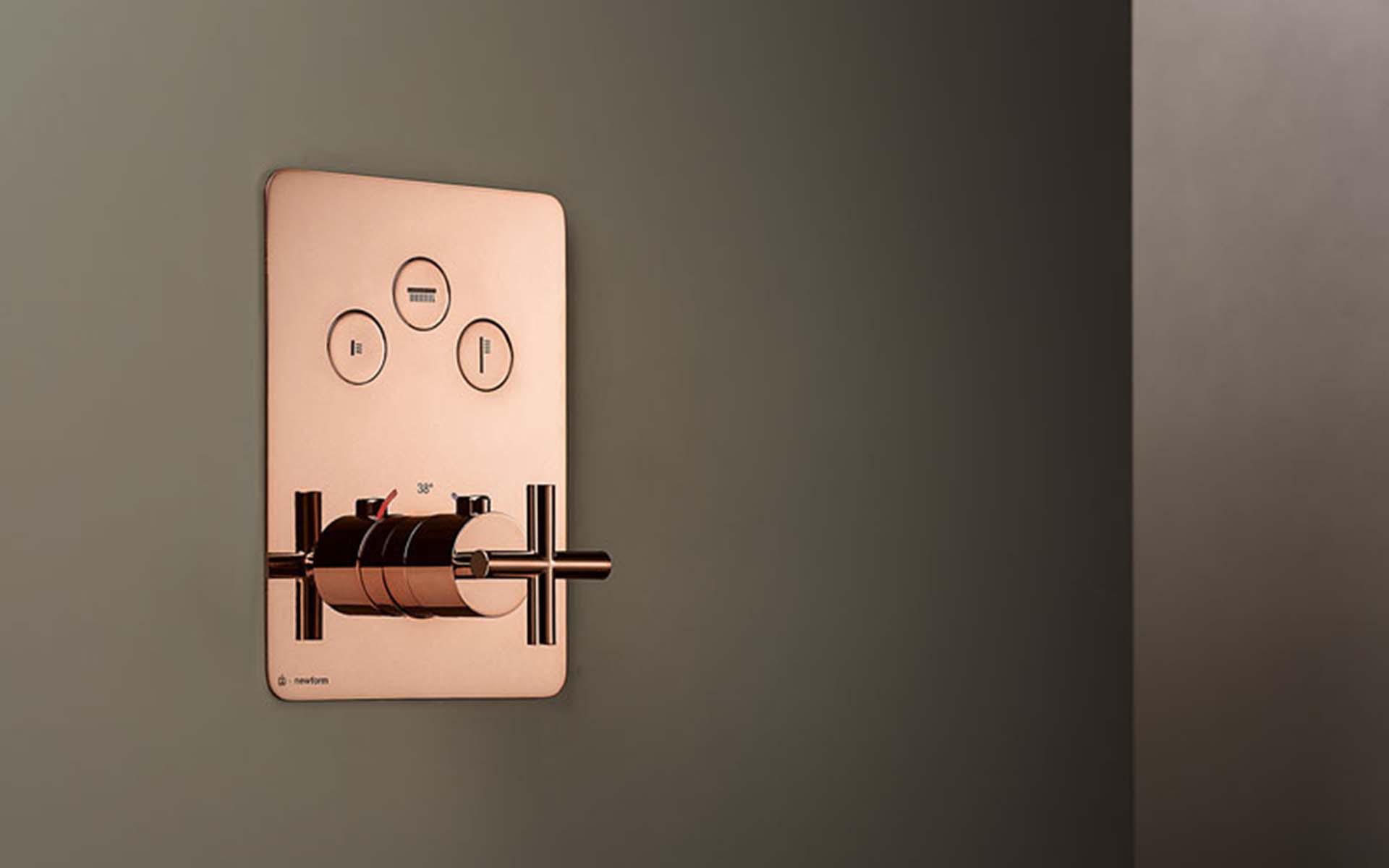 Estetico e pratico allo stesso tempo: con «Thermo Easy» regolare la temperatura e la pressione dell'acqua è un gioco da ragazzi. Foto: Newform